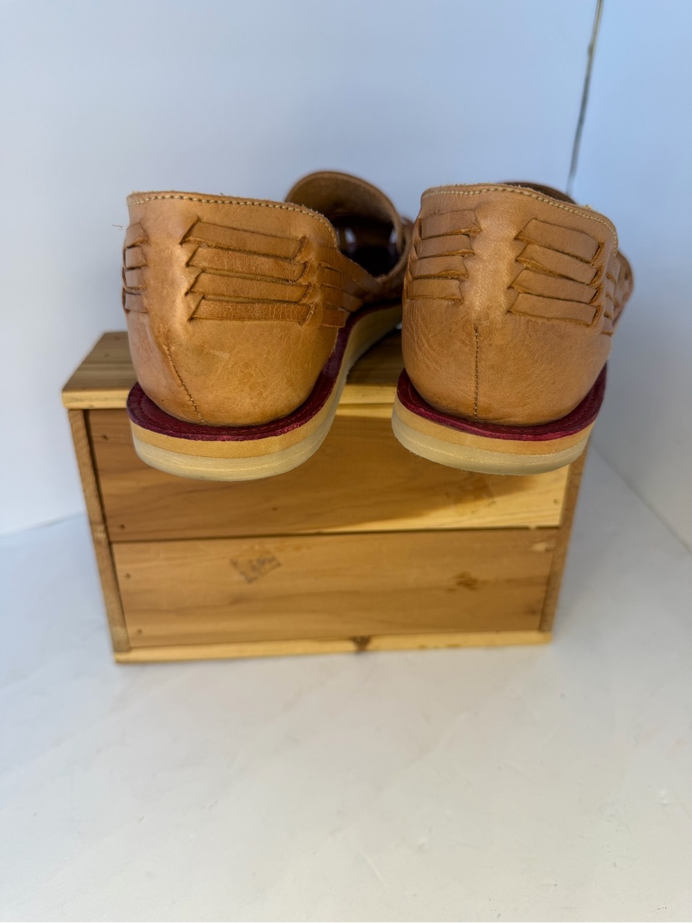 Espiritu Brand Leather Huarache Slip-On Shoes with Red Insole size 8 Beautiful! - Picture 5 of 10